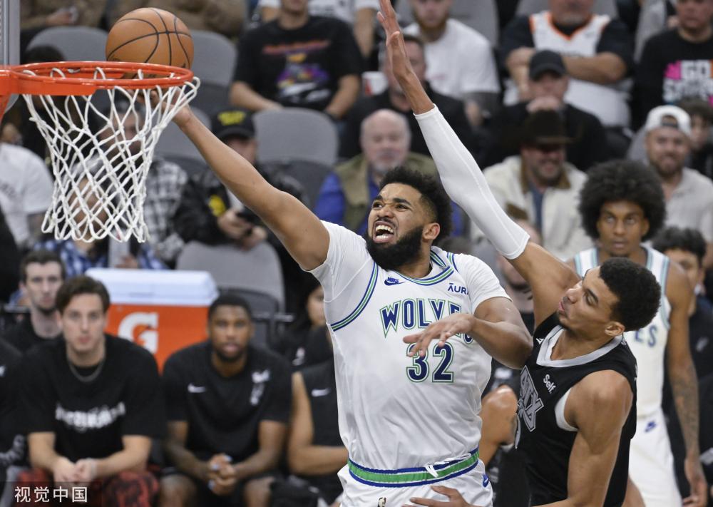 尤其是他在 尤其是他在