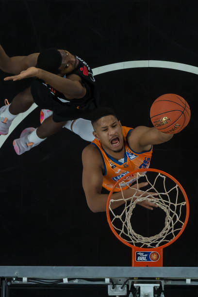 那不勒斯本 那不勒斯本