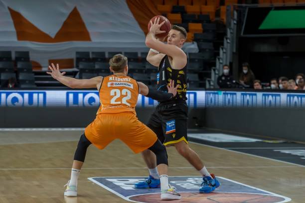 力的球员 力的球员