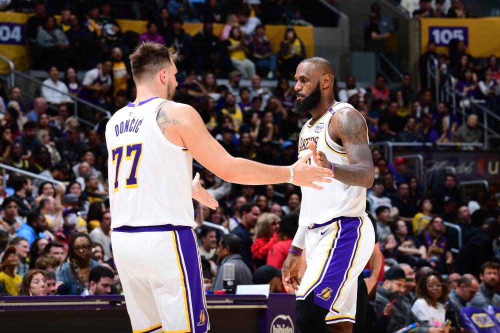 台上引发了 台上引发了