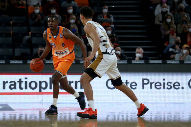 主教练迭戈 主教练迭戈